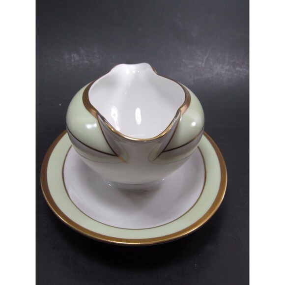 Tirschenreuth The Wilton  Gravy Boat with Attached Underplate   Pristine Cond - Picture 4 of 7